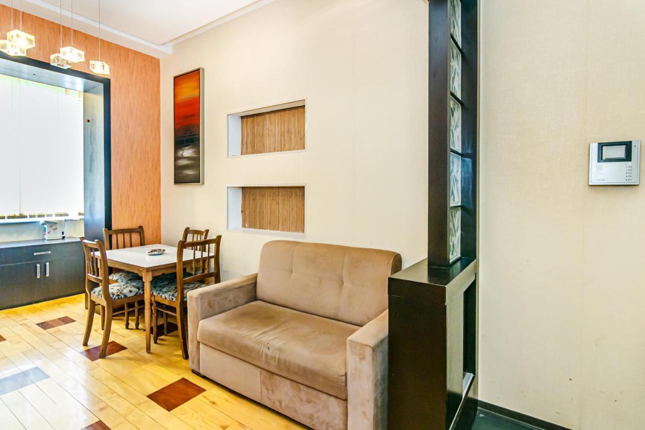 Lovely Sweet Apartment Baku Extérieur photo